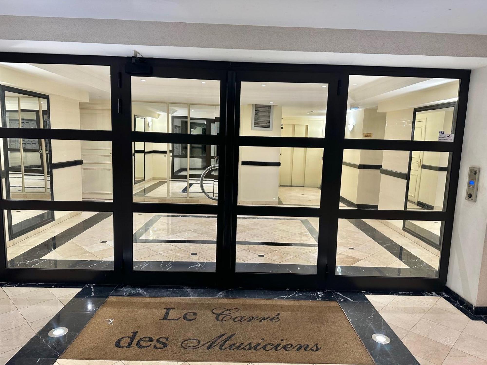 Studio Cannes Centre 5 Minutes De La Mer Екстериор снимка